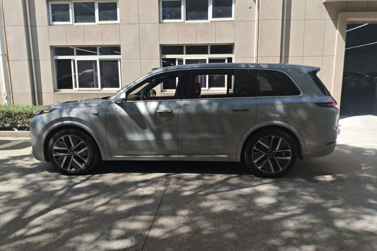 Used Li Auto L9 2022 Max model

