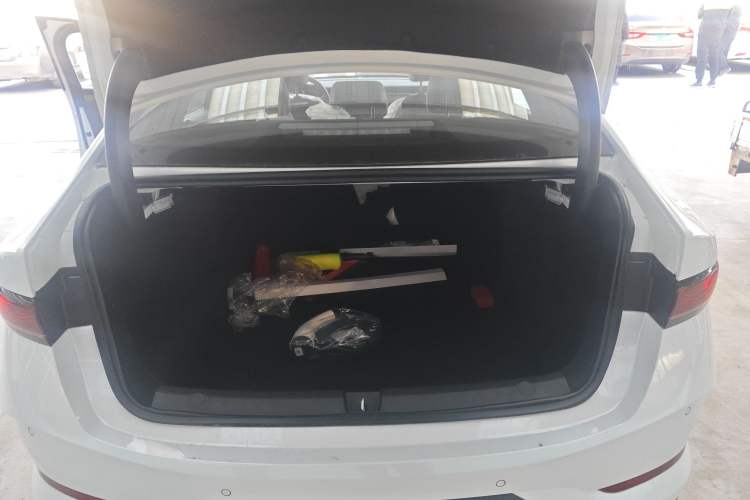 Used BYD Qin PLUS 2025 DM-i Smart Drive 55KM Leading Model