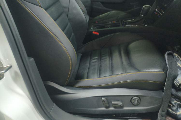 Used Volkswagen FAW-Volkswagen CC 2023 380TSI Striking Edition