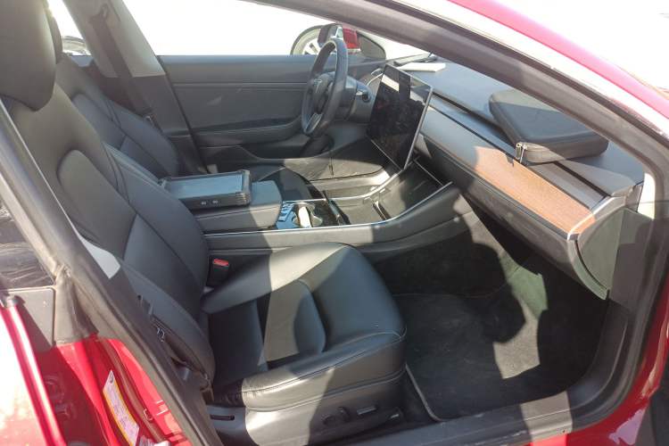 Used Tesla Model 3 2019 Standard Range Rear-Drive Upgraded Version
