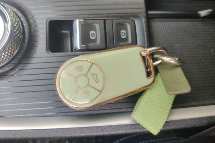 Used ORA Good Cat 2021 400km Standard Range Athena Edition Lithium Iron Phosphate