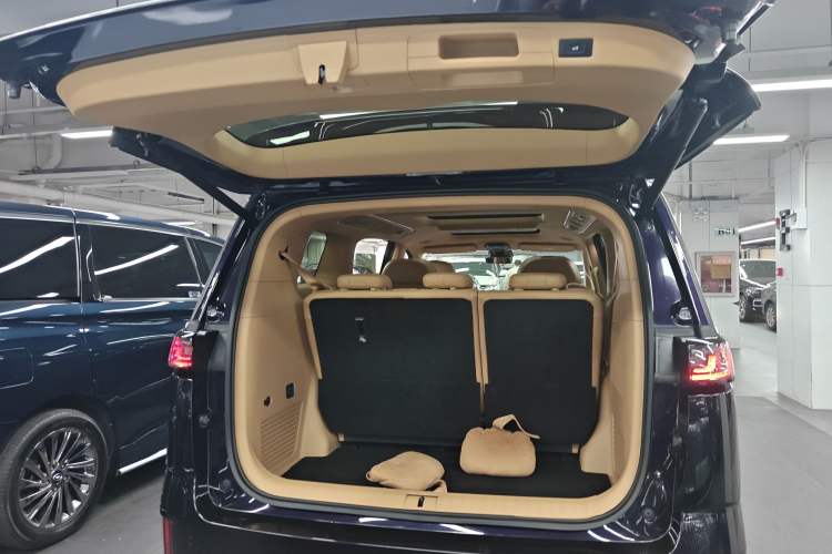 Used VOYAH Dream 2025 PHEV Four-Wheel-Drive Flagship Kunpeng Edition