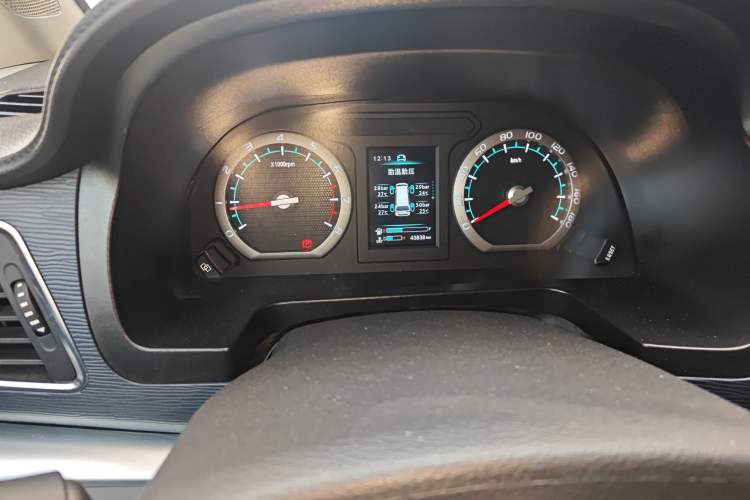 Used FORTHING Lingzhi 2020 M5 1.6L Luxury 7-Seater