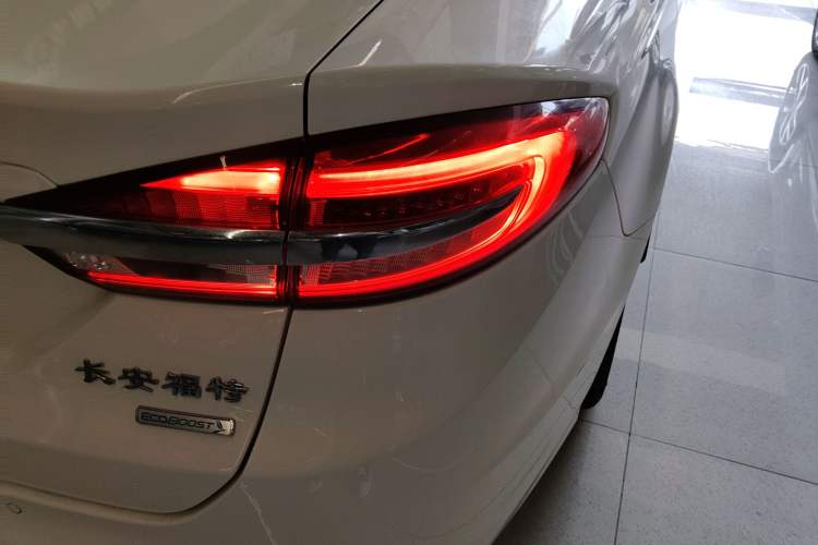 Used Ford Mondeo 2017 EcoBoost 200 Stylish Model