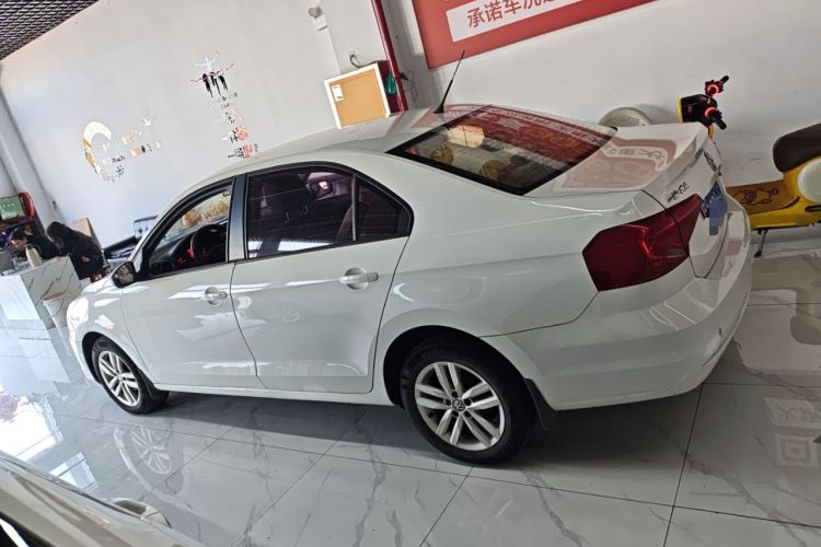 Used Volkswagen Jetta 2019 Dream Edition 1.5L Manual Fashion Version
