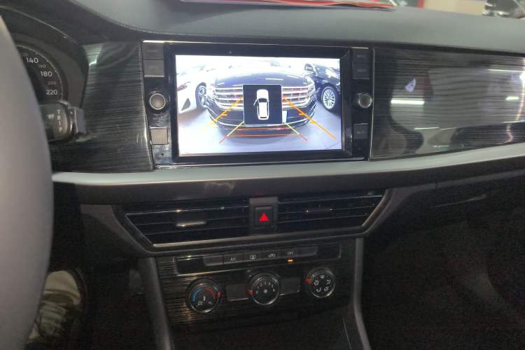 Used Volkswagen Lavida 2019 Lavida Start 1.5L Automatic Trendy Version China VI Standard
