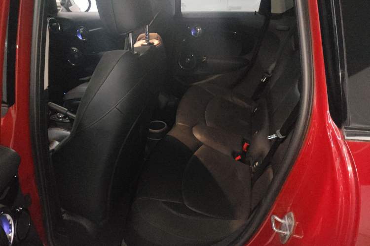 Used  MINI 2016 2.0T COOPER S Pioneer Edition Five-Door Model
