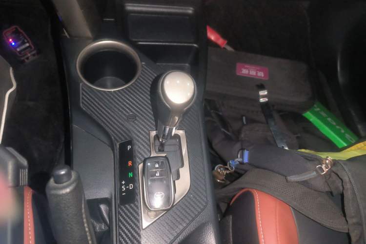 Used Toyota RAV4 2015 2.5L Automatic 4x4 Elite Edition
