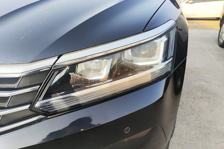 Used Volkswagen Passat 2017 280TSI DSG Luxury Edition
