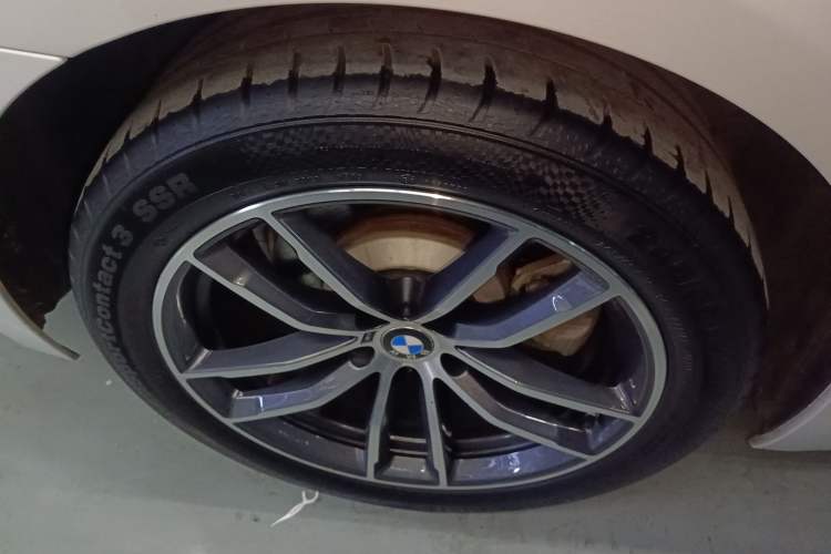 Used BMW 5 Series 2019 Facelifted 525Li Luxury Package
