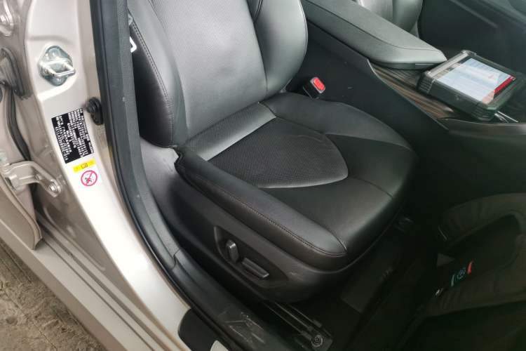 Used Toyota Camry 2018 2.5G Luxury Edition
