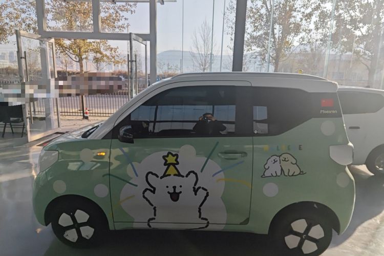 Used Wuling Hongguang MINIEV 2024 3rd Generation 215km Advanced Version
