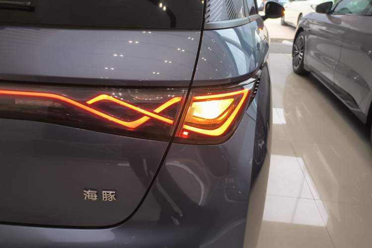 Used BYD Dolphin 2025 420km Fashion Edition
