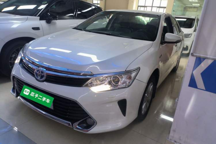 Used Toyota Camry 2016 Dual-Engine 2.5 HG 10th Anniversary Deluxe Navigation Edition
