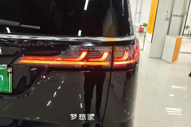 Used VOYAH Dream 2022 Low-Carbon Edition Dream+ Smart Enjoyment Package
