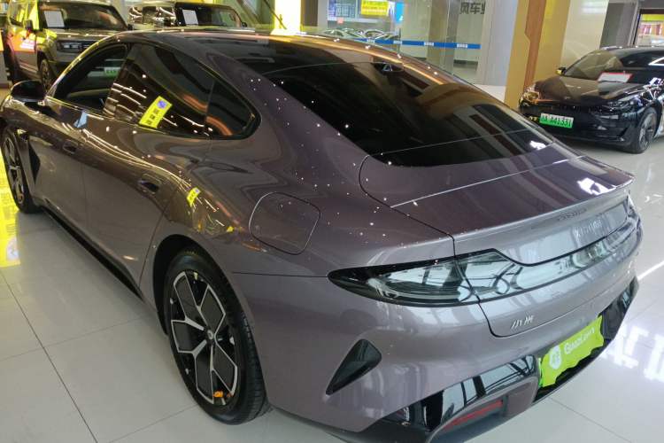 Used  SU7 2024 Rear-Drive Long-Range Intelligent Driving Version