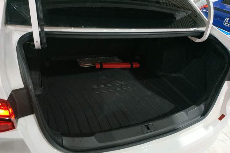 Used Chevrolet Monza 2022 Light Hybrid RS 330T Automatic Comfort Edition