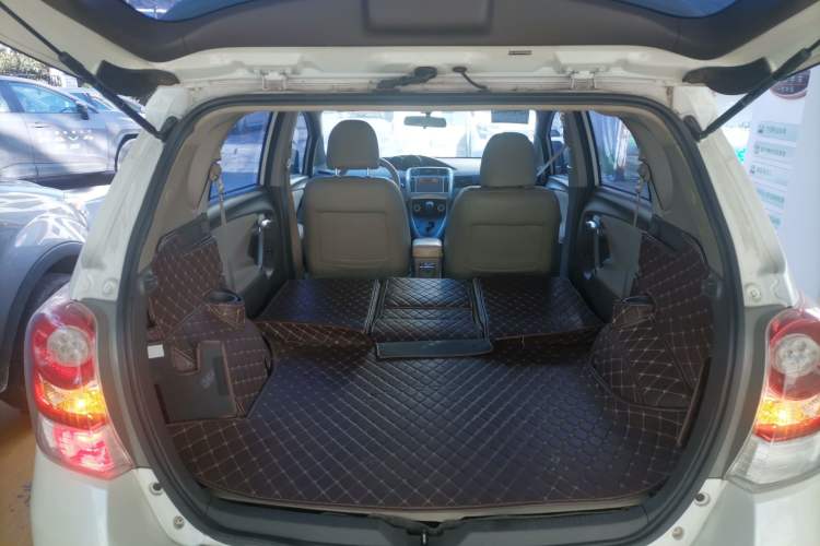 Used Toyota Verso 2014 Starlight 180E CVT Elite Edition
