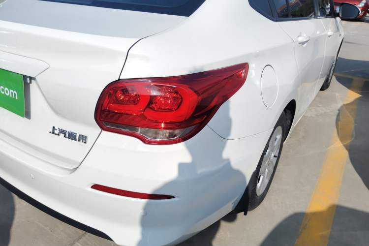 Used Chevrolet Cavalier 2019 320 Automatic Enjoyment with Sunroof