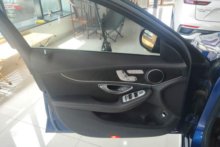 Used Mercedes-Benz C-Class 2017 Facelift C 200 L 4MATIC Sport Edition
