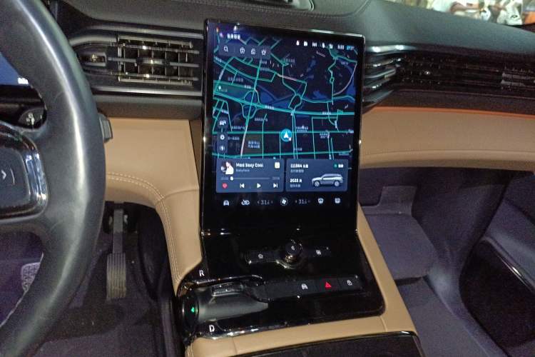 Used Nio ES8 2020 415 km Range 6-Seater Version