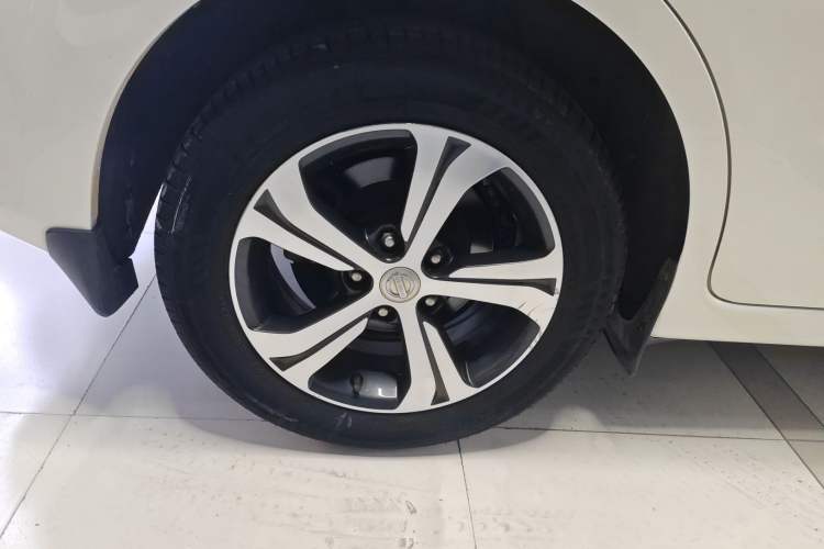 Used Nissan Tiida 2016 1.6L CVT Smart Drive Edition