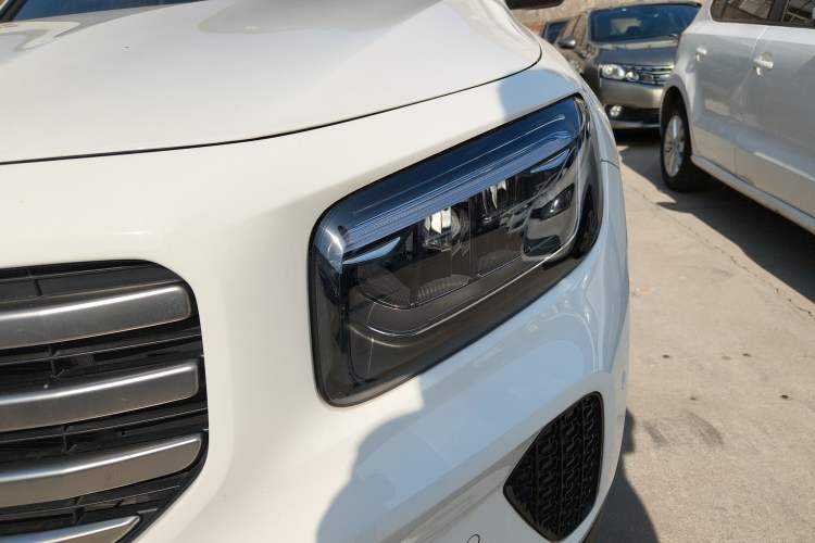 Used Mercedes-Benz GLB 2024 Refresh GLB 220 Dynamic Edition
