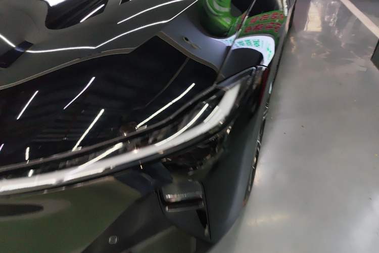 Used  A07 2025 Blue Whale Pure Electric 710 Flagship Model
