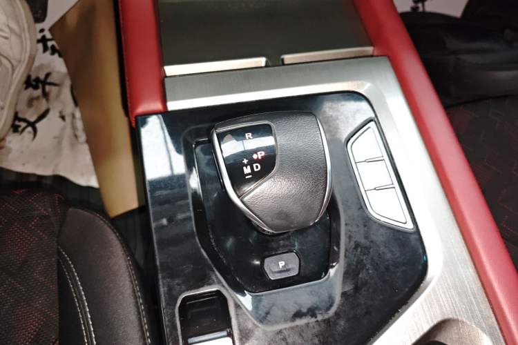 Used JETOUR X70 2023 1.5T DCT Beyond PRO Edition 7 Seats
