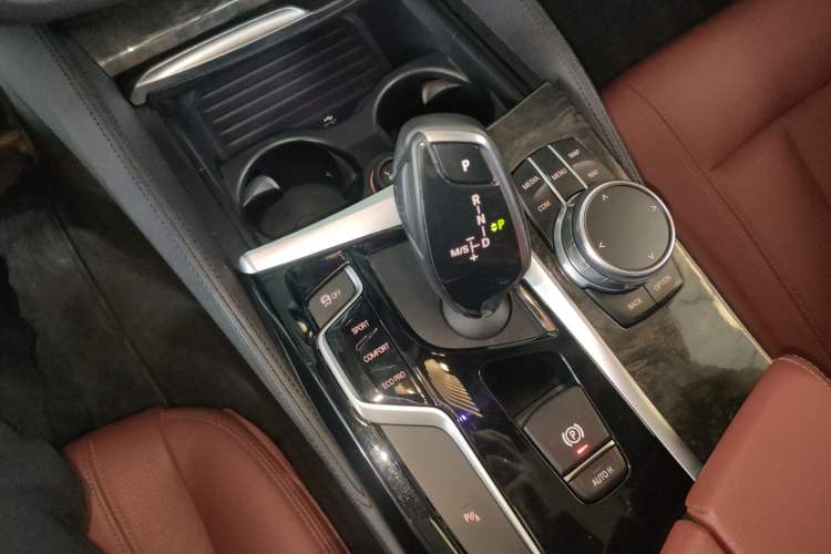 Used BMW 5 Series 2018 530Li xDrive M Sport Package
