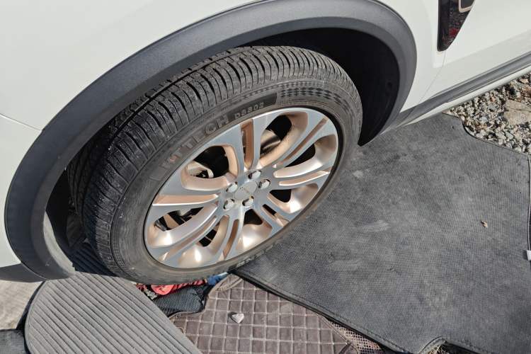 Used Lynk & Co 01 2017 2.0T Two-Wheel Drive Pro Edition
