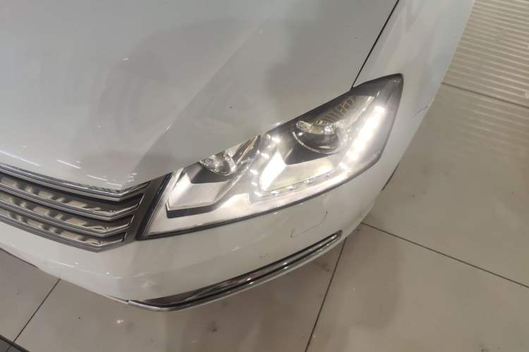 Used Volkswagen Magotan 2013 2.0 TSI Luxury Model