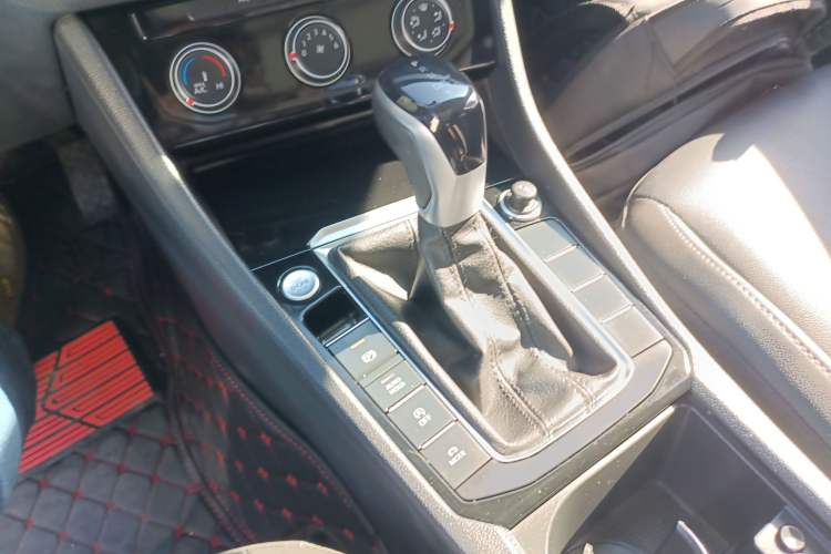 Used Volkswagen Sagitar 2021 280TSI DSG Excellence Edition
