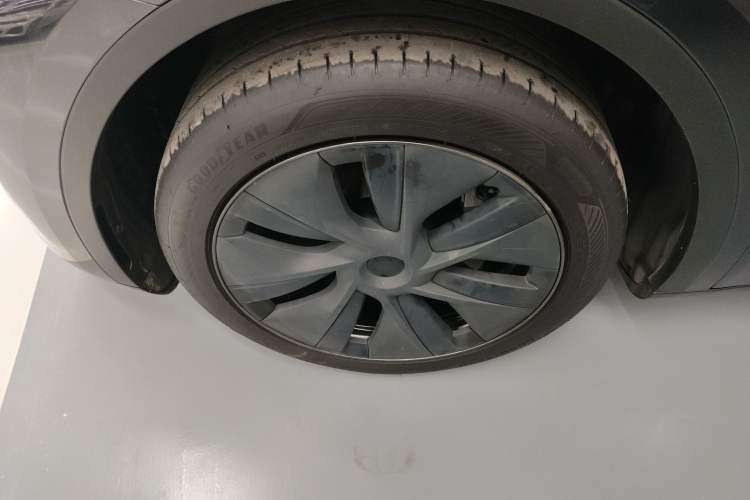 Used Tesla Model Y 2024 Rear-Wheel-Drive Version