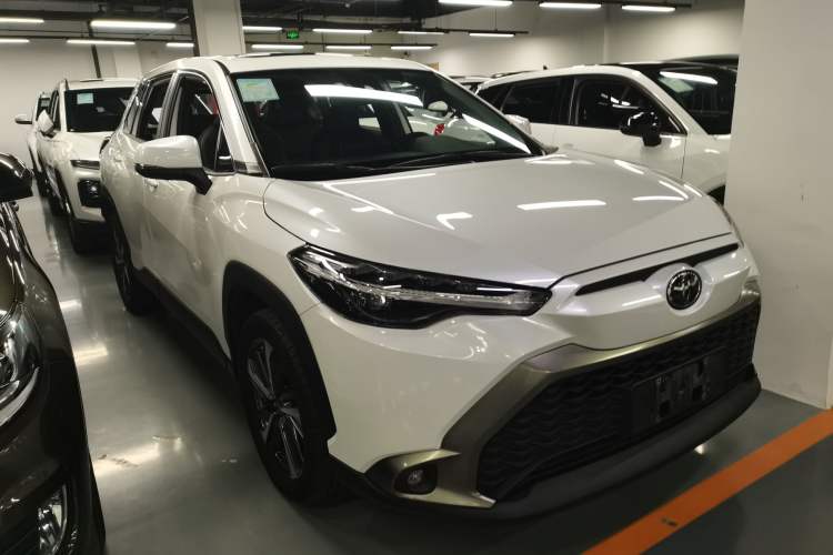 Used Toyota FRONTLANDER 2022 2.0L CVT Luxury PLUS Edition
