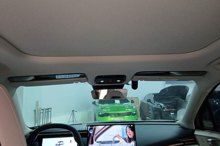 Used Lynk & Co 06 2025 Shero 1.5T Purple Special Edition
