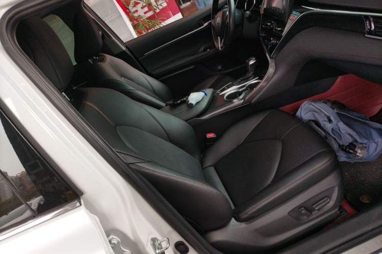 Used Toyota Camry 2023 2.0G Luxury Edition