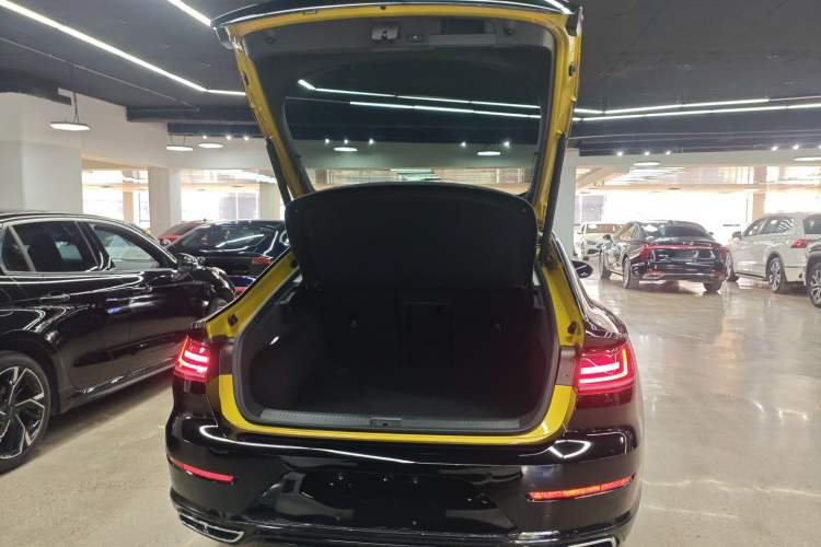 Used Volkswagen FAW-Volkswagen CC 2021 380TSI Striking Edition
