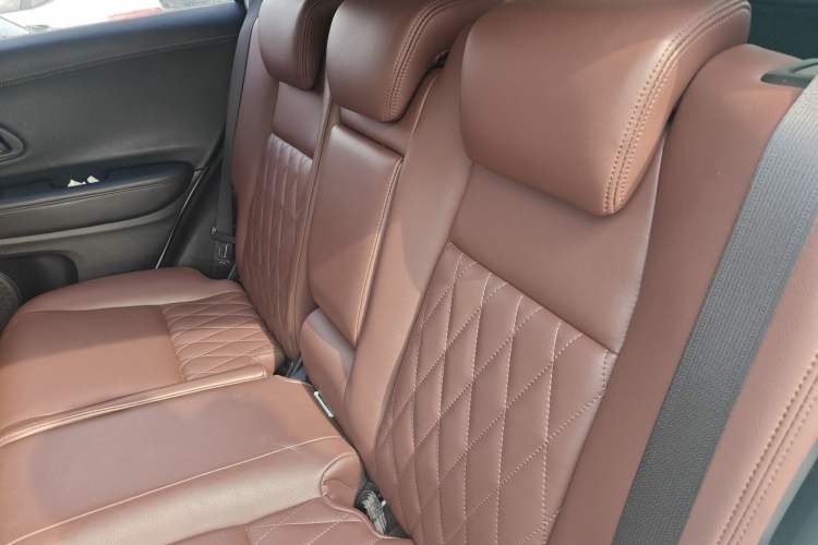 Used Honda Vezel 2020 1.5L CVT Pioneer Edition
