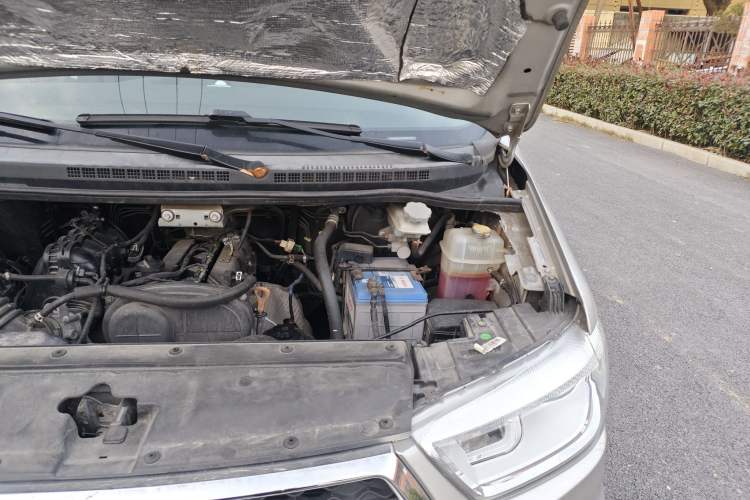 Used JAC Refine M4 2016 2.0L Manual Comfort Edition
