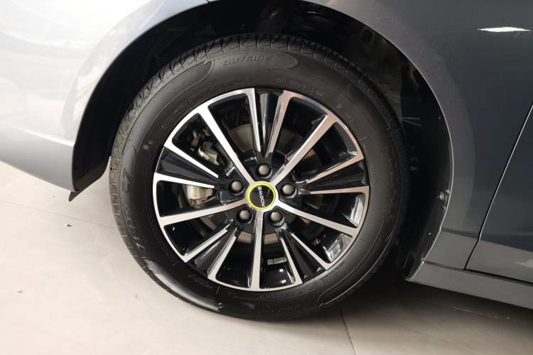 Used Roewe i5 2021 1.5L CVT Starry Edition
