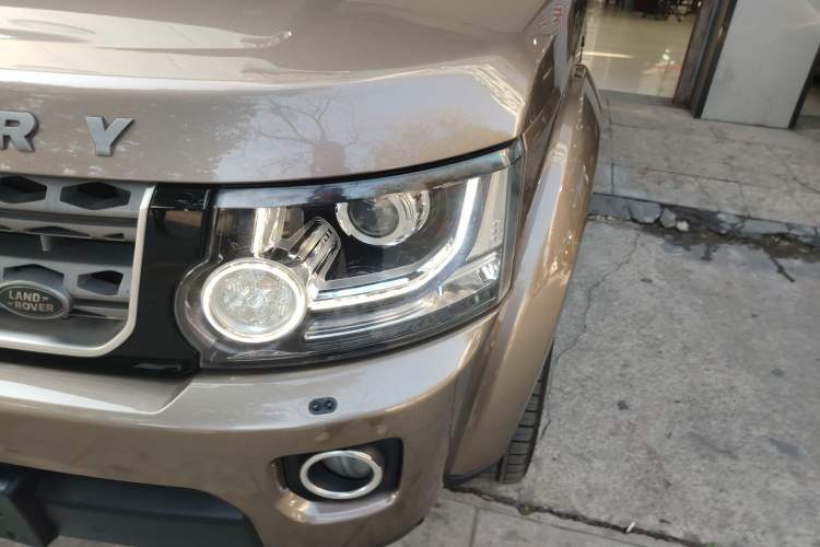 Used Land Rover Discovery 2015 3.0 SC V6 SE