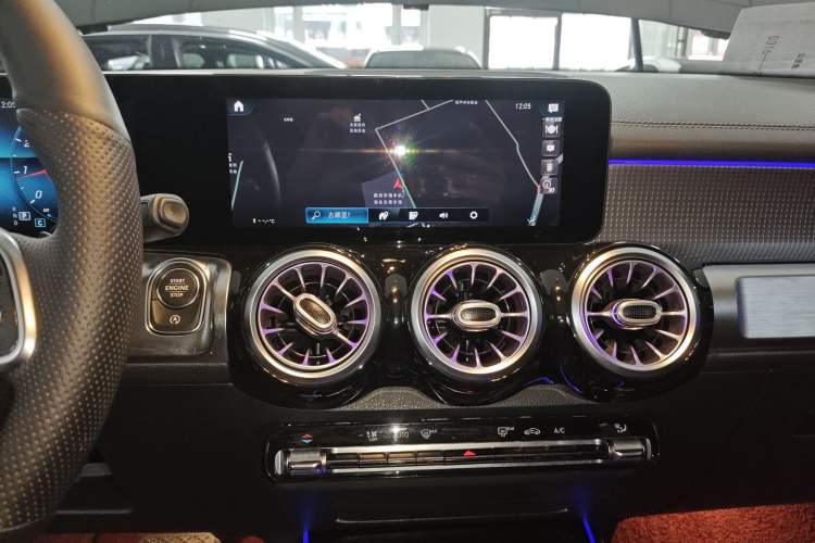 Used Mercedes-Benz GLB 2021 GLB 200 Dynamic Edition
