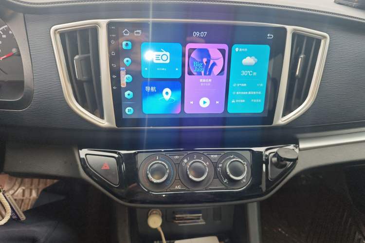 Used FORTHING Lingzhi 2022 M5L 1.6L Utility Model 7 Seats