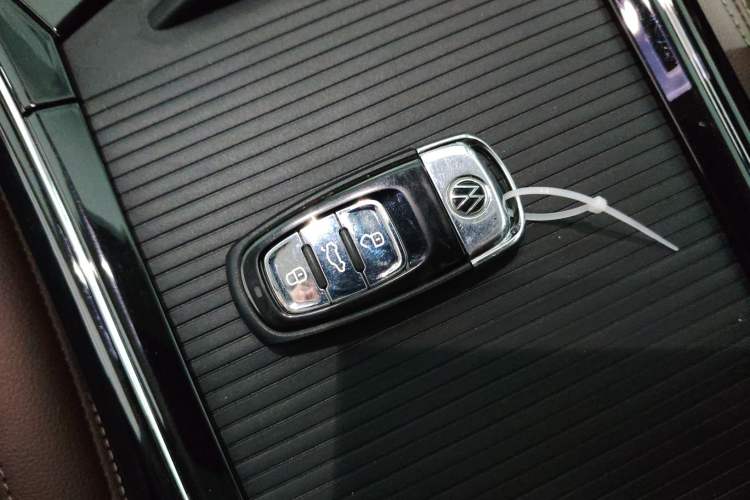 Used Volkswagen Phideon 2021 380TSI Luxury Edition