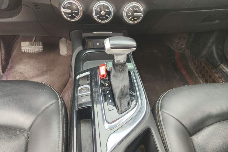 Used GAC Trumpchi GA6 2016 235T DCT Luxury Edition
