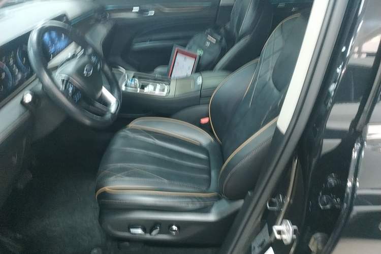 Used Ford Equator 2021 EcoBoost 225 Premier 7-Seater (2/2/3)