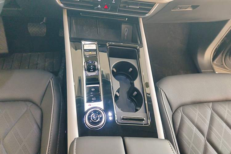 Used Volkswagen Teramont 2024 380TSI Four-Wheel Drive Longxiang Edition
