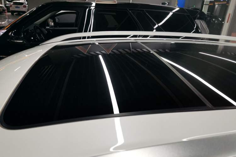 Used Ford Kuga 2018 EcoBoost 180 Two-Wheel-Drive Platinum Edition
