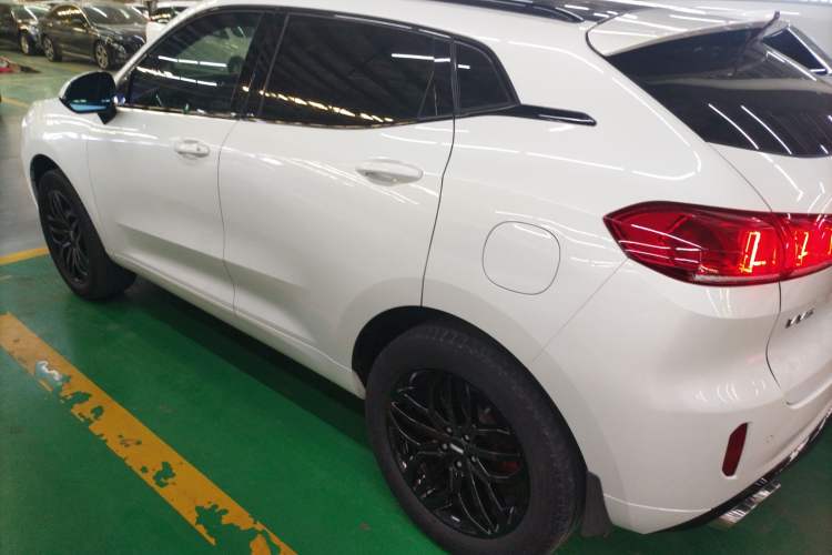 Used Wey VV5 2017 2.0T Ultra-Luxury Version
